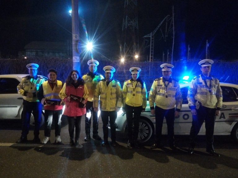 Joi seara, 300 de şoferi ieşeni au fost testaţi cu alcooltestul. Întreg Biroul Rutier Iaşi a ieşit în stradă FOTO