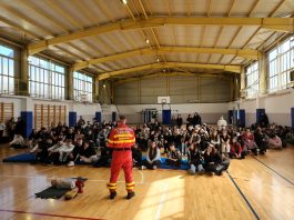 FOTO | Elevii Colegiului Economic „Virgil Madgearu” din Iași, instruiți despre riscurile alcoolului și drogurilor la volan prin proiectul „Safety First” 2025