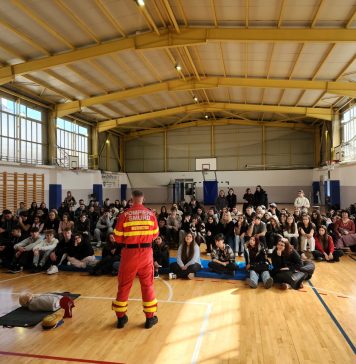 FOTO | Elevii Colegiului Economic „Virgil Madgearu” din Iași, instruiți despre riscurile alcoolului și drogurilor la volan prin proiectul „Safety First” 2025